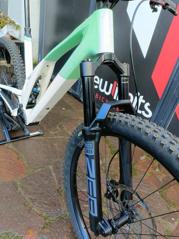 UNNO IKKI Elite 2025 2025 Mountainbike usato, Bianco — immagine 7 di 10