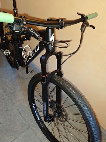 Used Specialized Men's Epic Comp 2018 2018 Mountainbike — image 6 of 6