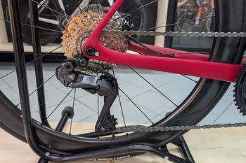 Used Raymon Raymon Kirana Ultra 2025 Road & Gravel, Red — image 3 of 7