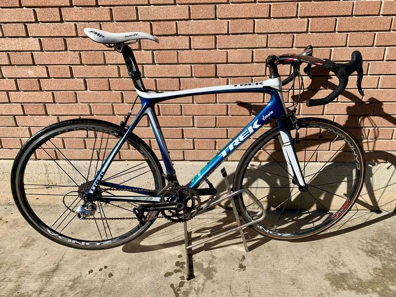 Used Trek Madone 6.9 Pro Campagnolo Superecord 2009 Road & Gravel, Blau — image 3 of 9