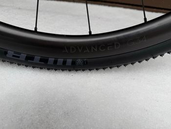 Used Canyon Endurace CF 7 Di2 G.34 2026 2026 Road & Gravel, Schwarz — image 8 of 13