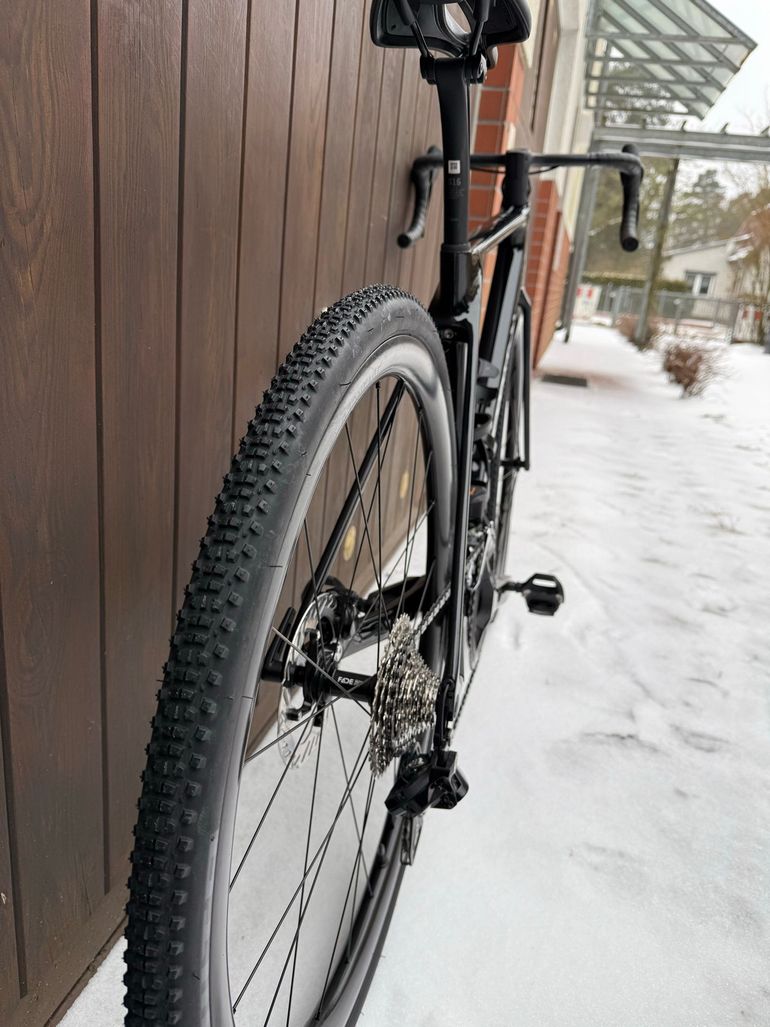 Used Canyon Endurace CF 7 Di2 G.34 2026 2026 Road & Gravel, Schwarz — image 13 of 13