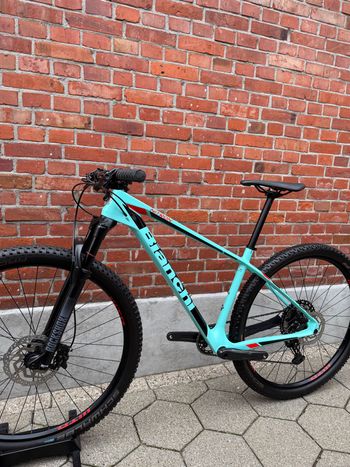 Used Bianchi Bianchi Nitron 9.3 Carbon/Shimano XT/Size M/WTB/Rockshox/Good Condition! 2025 Mountainbike, Green — image 11 of 14