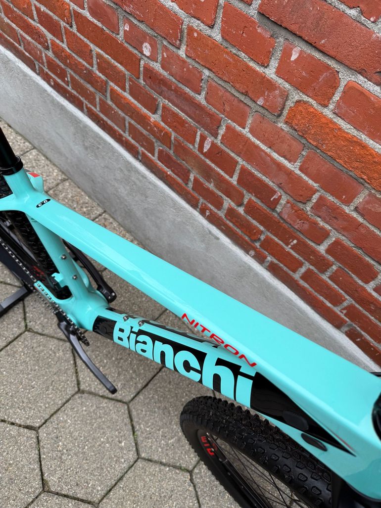 Used Bianchi Bianchi Nitron 9.3 Carbon/Shimano XT/Size M/WTB/Rockshox/Good Condition! 2025 Mountainbike, Green — image 7 of 14