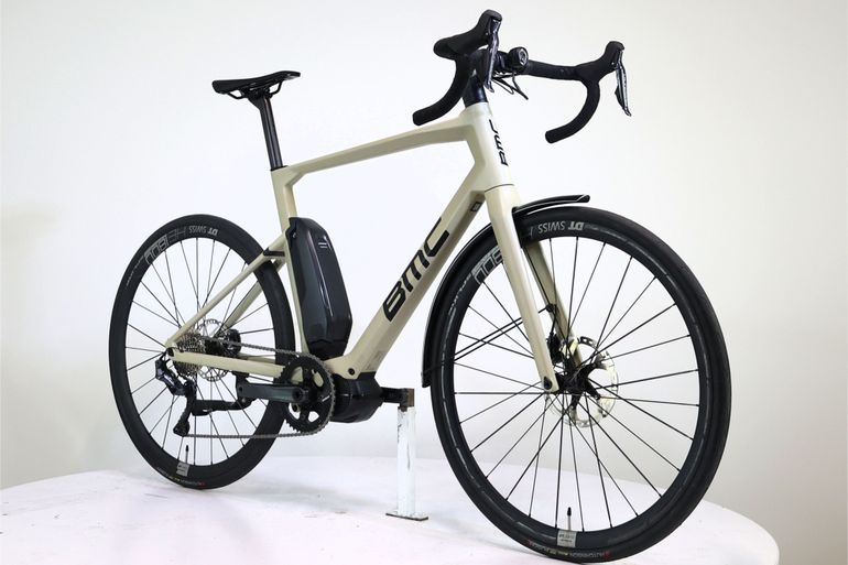 Used BMC Alpenchallenge AMP SPORT TWO 2021 2021 Urban, White — image 3 of 9