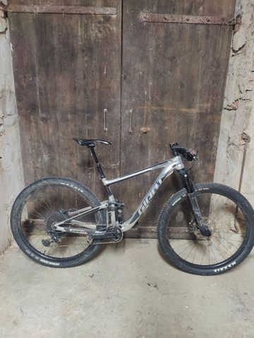 Used Giant Anthem SRAM GX Eagle 2019 Mountainbike, Light Gray, 29 — image 3 of 4