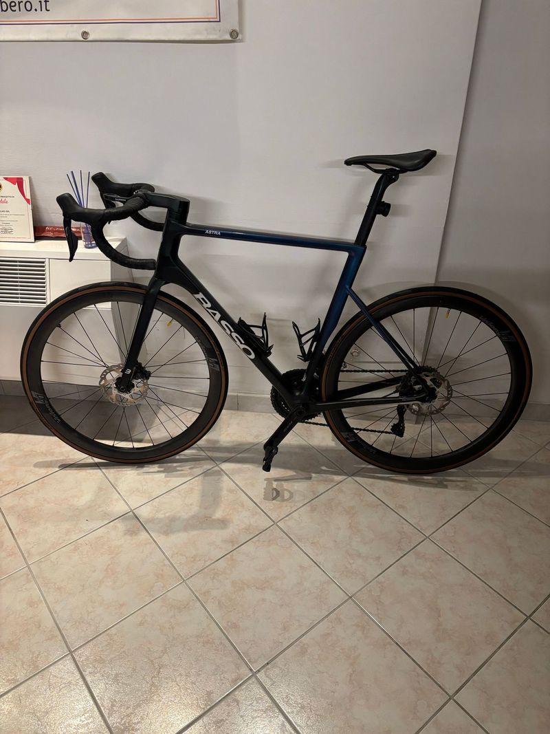 Brugt Basso Astra Shimano 105 2022 Road & Gravel