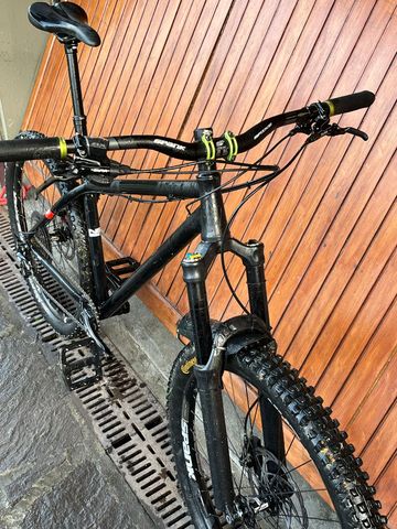 Gebrauchtes ns bikes Surge Evo 2021 Mountainbike, Schwarz, Verschieden — Bild 4 von 11