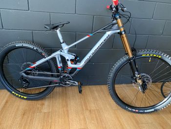 Mondraker, Summum SRAM GX DH