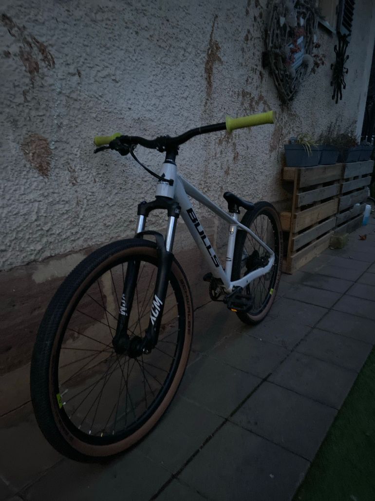 Used BULLS Duro Shimano Altus 2023 Mountainbike — image 1 of 3