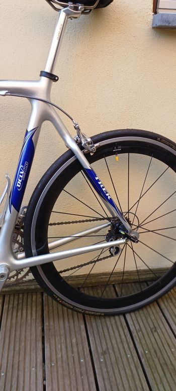 Used Trek Oclv 5500 2003 Road & Gravel, Hellgrau — image 9 of 10