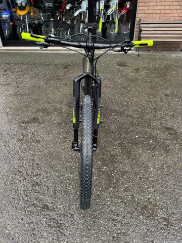 Käytetty Focus O1E FACTORY 2018 2018 Mountainbike — kuva 4 / 8