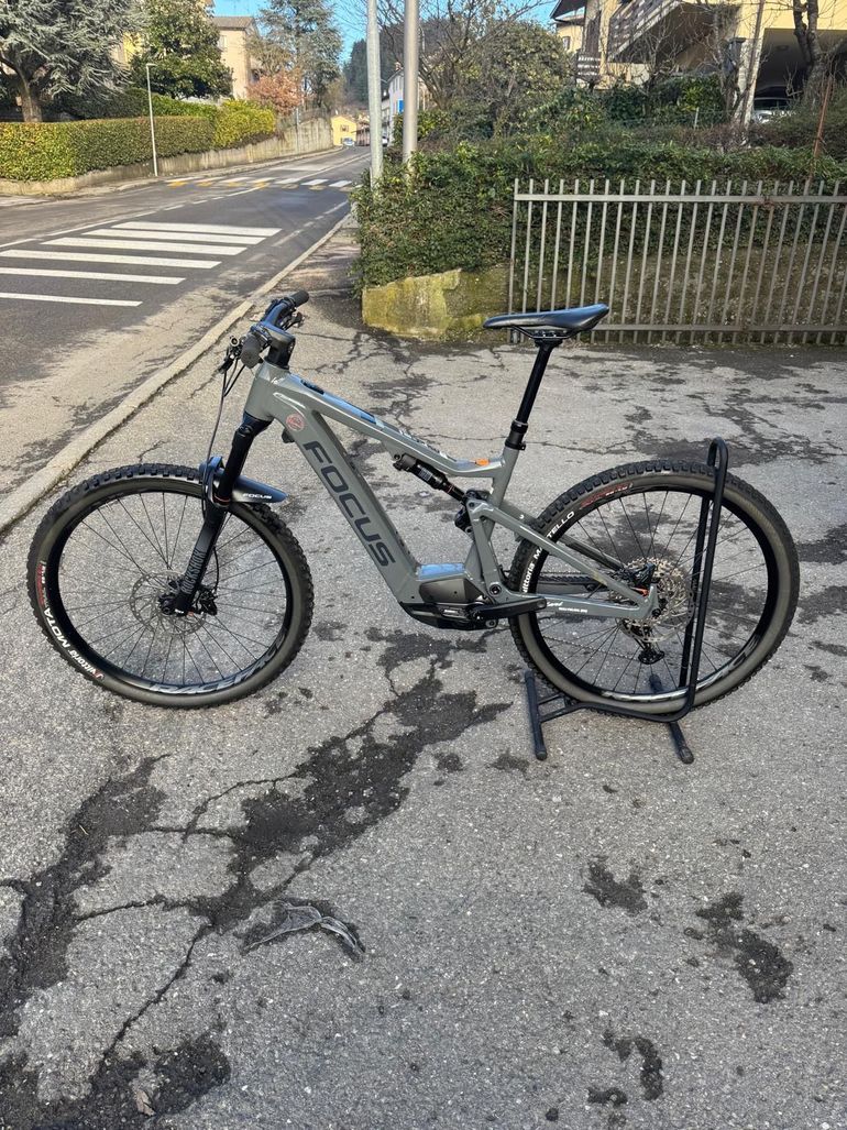Used Focus JAM² 7.8 2022 2022 Mountainbike, Grigio chiaro — image 2 of 7