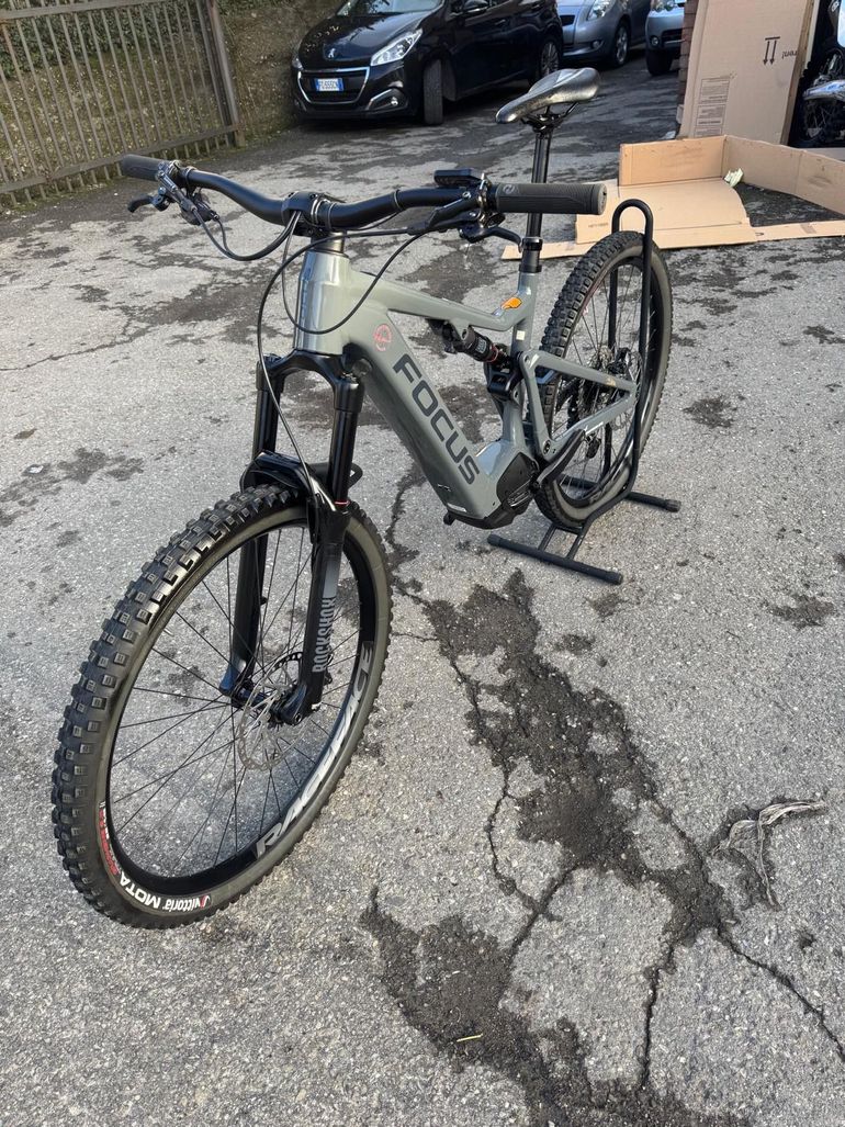 Used Focus JAM² 7.8 2022 2022 Mountainbike, Grigio chiaro — image 4 of 7