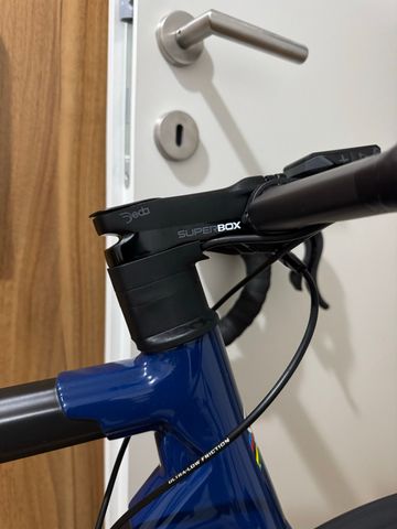 Used Colnago C64 Disc Custom 2023 Road & Gravel, Blue — image 5 of 17