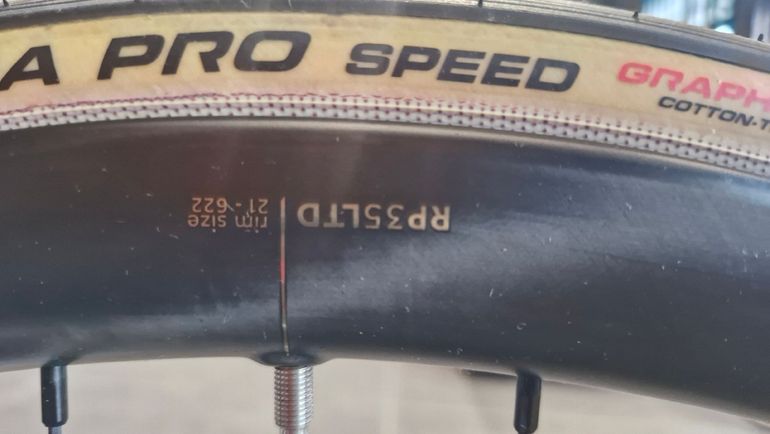 Used Orbea ORCA M10iLTD PWR 2025 2025 Road & Gravel, Hellgrau — image 13 of 14