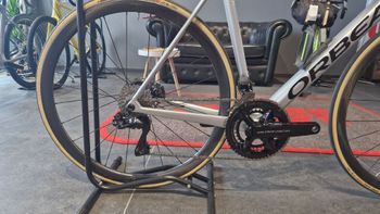 Used Orbea ORCA M10iLTD PWR 2025 2025 Road & Gravel, Hellgrau — image 2 of 14