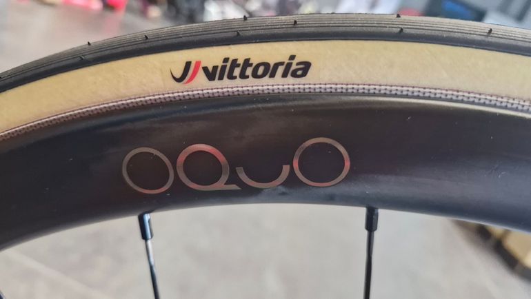 Used Orbea ORCA M10iLTD PWR 2025 2025 Road & Gravel, Hellgrau — image 12 of 14
