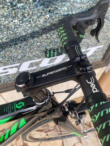 Scott ADDICT TEAM ISSUE 2016 2016 Road & Gravel usato, Nero — immagine 14 di 15