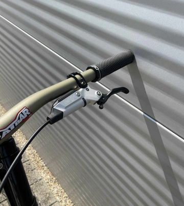 Specialized Demo Race 2025 2025 Mountainbike usato, Nero — immagine 2 di 7