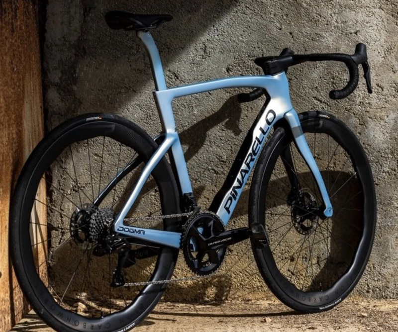 Pinarello DOGMA F DURA ACE Di2 2025 Frameset 2025 Road & Gravel d'occasion
