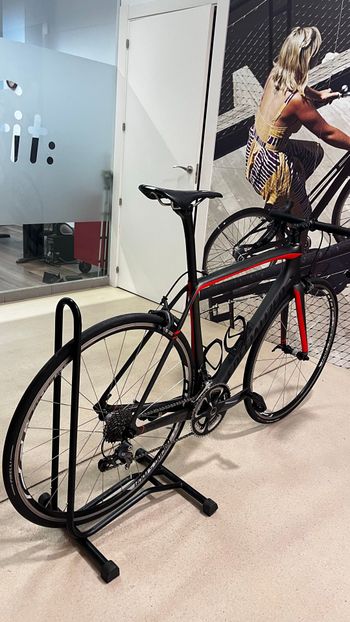 Used Specialized Tarmac Shimano Ultegra 2015 Road & Gravel, Black — image 2 of 9