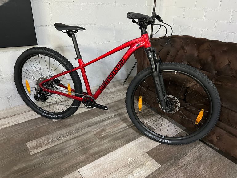 Used Cannondale Trail 2 2026 2026 Mountainbike, Red, 27.5 — image 1 of 14