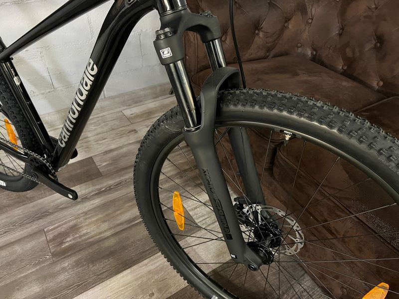 Used Cannondale Trail 2 2026 2026 Mountainbike, Black, 27.5 — image 9 of 14