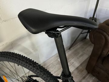 Used Cannondale Trail 2 2026 2026 Mountainbike, Black, 27.5 — image 2 of 14