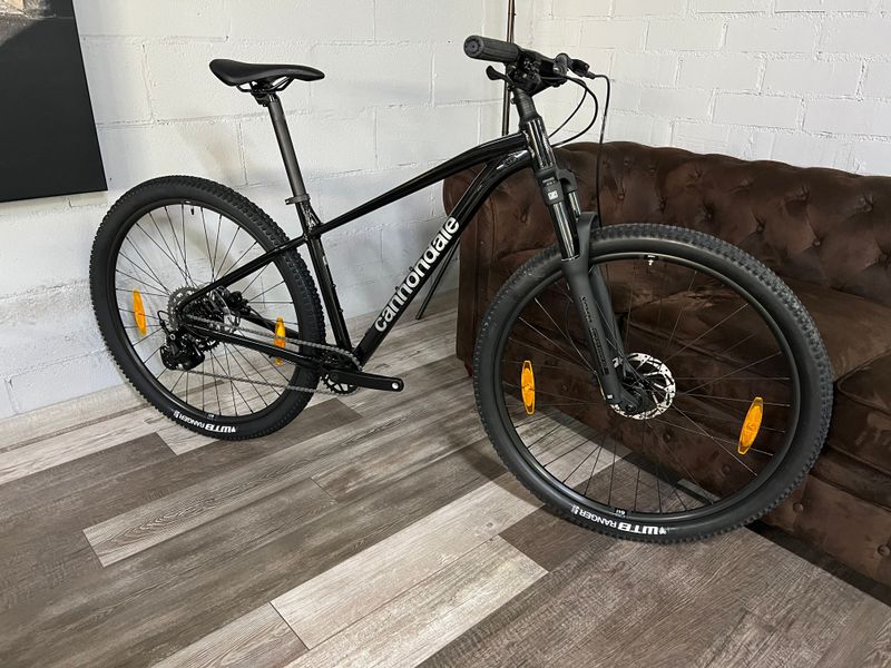 Used Cannondale Trail 2 2026 2026 Mountainbike, Black, 27.5 — image 1 of 14