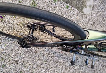 Used Giant TCR Advanced Pro Disc 1 Di2 2024 2024 Road & Gravel — image 2 of 11