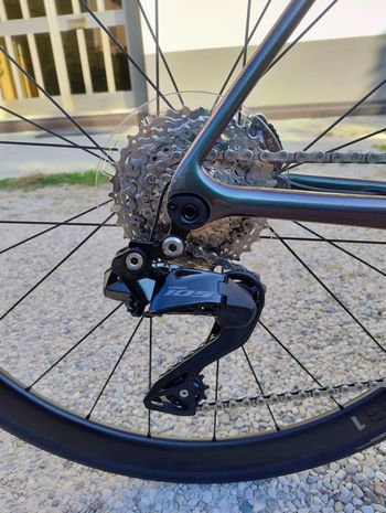 Used Giant TCR Advanced Pro Disc 1 Di2 2024 2024 Road & Gravel — image 5 of 11