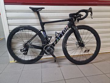 Used Factor Ostro SRAM Red eTap AXS 2025 Road & Gravel, Black — image 5 of 6