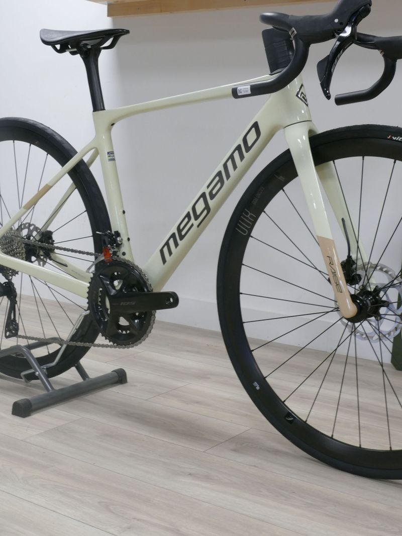 Used Megamo RAISE 20 2025 2025 Road & Gravel, White — image 2 of 5
