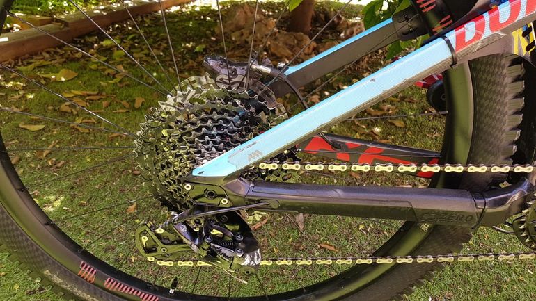 Used Mondraker Dune Carbon XR 2018 2018 Mountainbike, Azul — image 3 of 23