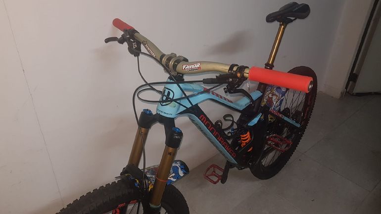 Used Mondraker Dune Carbon XR 2018 2018 Mountainbike, Azul — image 16 of 23