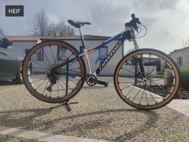 Used Cannondale F29 2015 Mountainbike — image 1 of 5