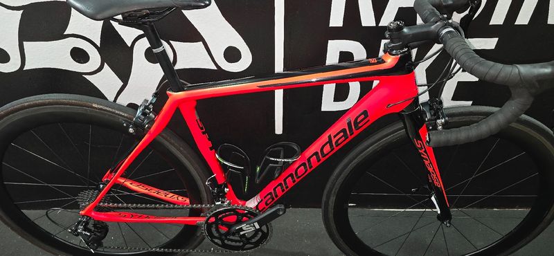 Tweedehands Cannondale Synapse Shimano 105 2021 Road & Gravel — afbeelding 2 van 8