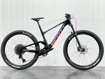 Scott, Spark RC 700 2025