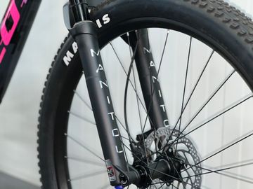 Gebrauchtes Scott Spark RC 700 2025 2025 Mountainbike, Schwarz, 27.5 — Bild 5 von 16
