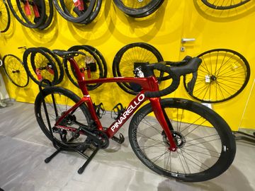 Pinarello Dogma F Ultegra Di2 2026 Road & Gravel usato