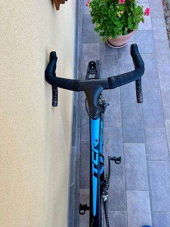 Used Giant Tcr SRAM Red 2016 Road & Gravel, Black — image 4 of 6