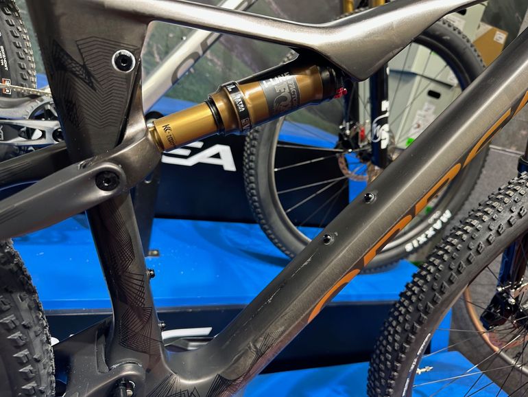 Used Orbea OIZ M-TEAM AXS 2026 2026 Mountainbike — image 10 of 13