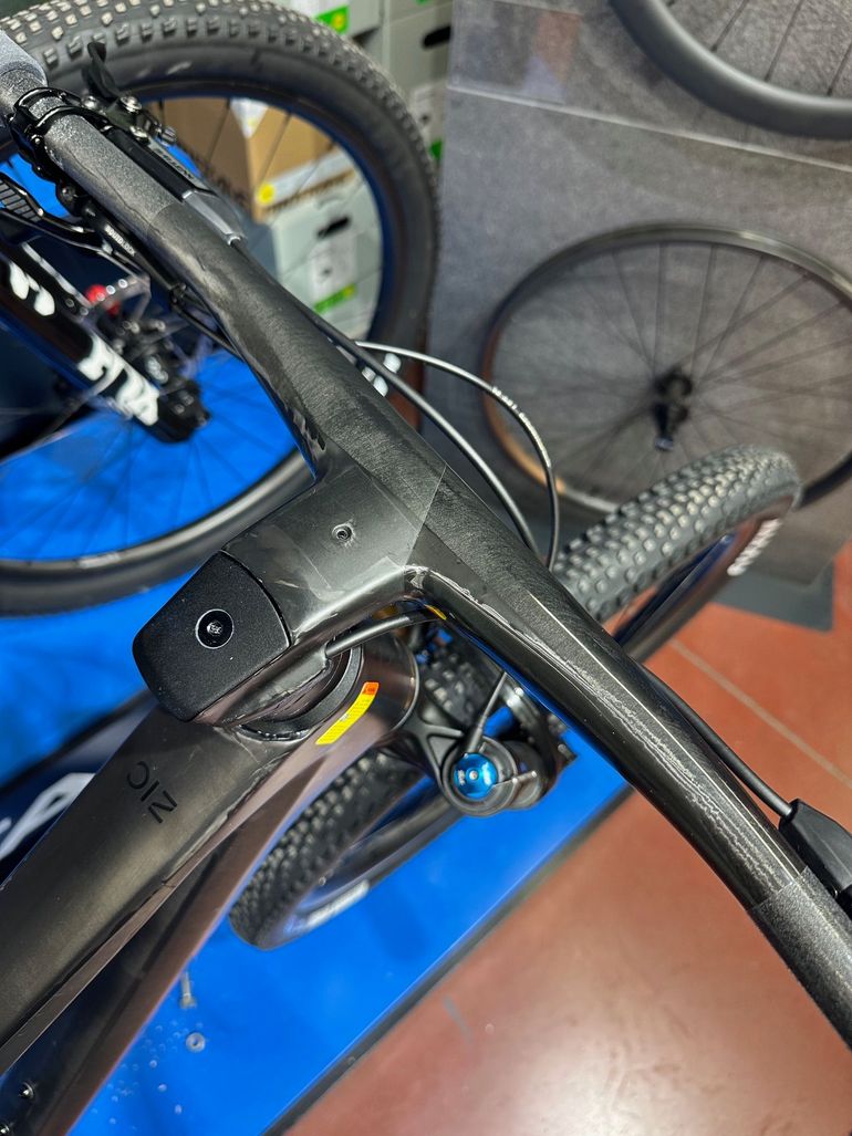 Used Orbea OIZ M-TEAM AXS 2026 2026 Mountainbike — image 5 of 13
