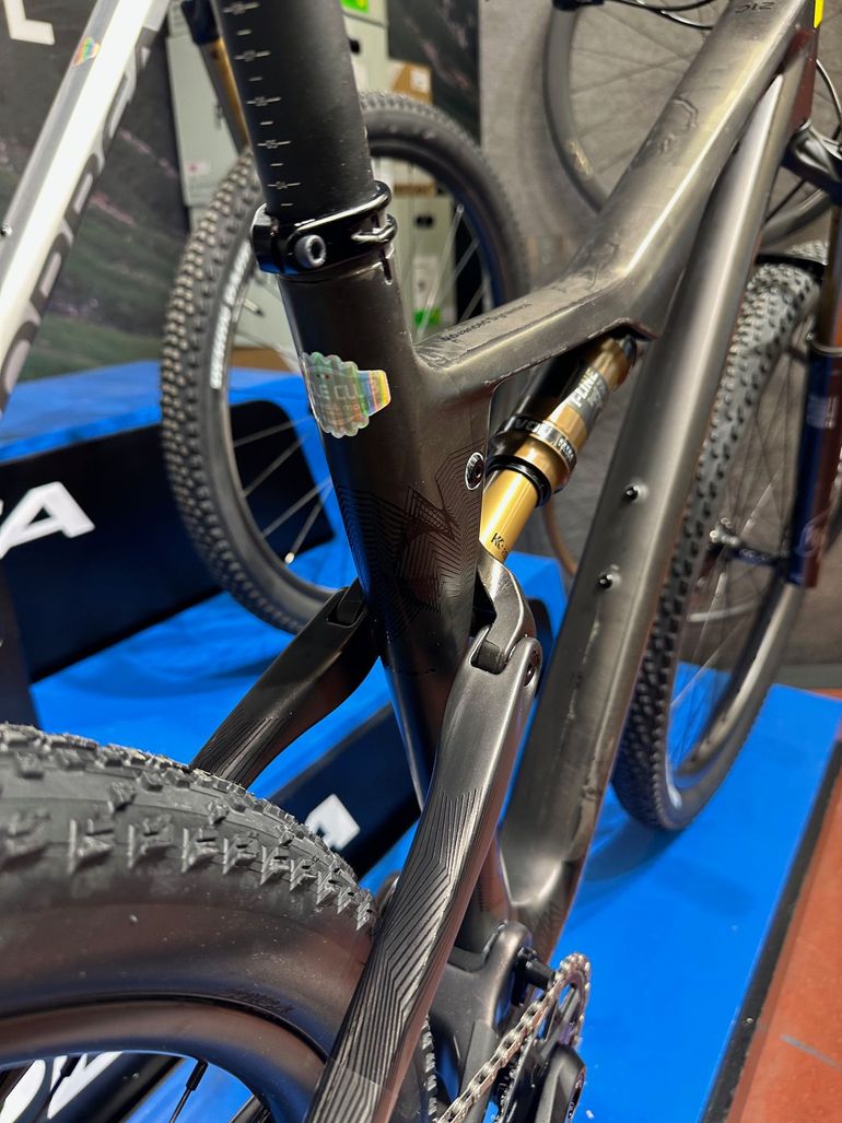 Used Orbea OIZ M-TEAM AXS 2026 2026 Mountainbike — image 13 of 13