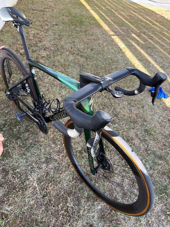 Used Specialized S-Works Tarmac SL7 - SRAM Red eTap AXS 2022 2022 Road & Gravel, Green — image 5 of 5