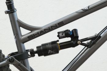 Used Production Privée Shan Shimano Deore XT 2023 Mountainbike, Light Gray — image 4 of 7