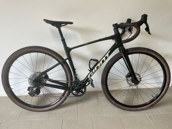 Giant, Revolt Advanced 1 2022
