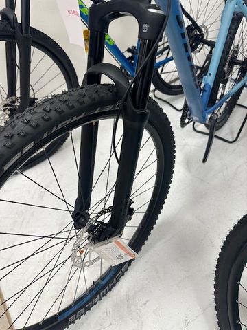 Used Stevens Applebee Shimano Deore 2023 Mountainbike, Blue — image 2 of 4
