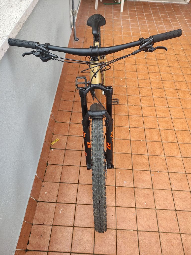 Used Orbea LAUFEY H10 2022 2022 Mountainbike, Orange, 29 — image 4 of 7